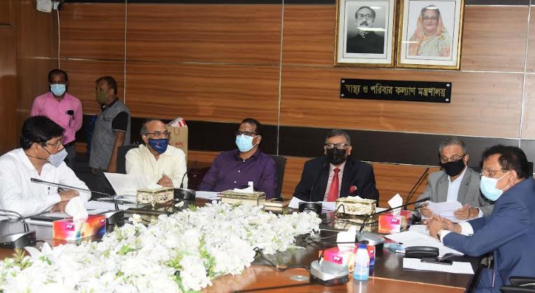 “সচিবালয়ে স্বাস্থ্য সুরক্ষা আইন প্রণয়ন সংক্রান্ত সভা”