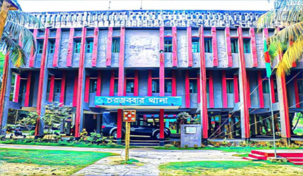 মায়ের সাথে অভিমান করে প্রাণ গেল কিশোরীর