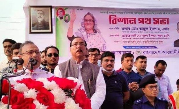 পল্লীর জনগণের জীবনমান উন্নয়নে কাজ করছে সরকার -এলজিইডি মন্ত্রী তাজুল ইসলাম