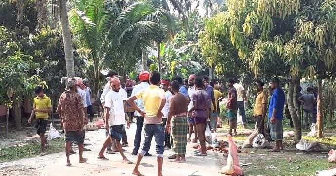 সালথায় দুই চেয়ারম্যান প্রার্থীর সমর্থকদের মধ্যে সংঘর্ষে নিহত-১ আহত-৩০