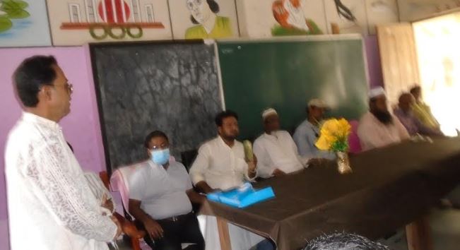 ডুমাইন বালক সরকারী প্রাথমিক বিদ্যালয়ের নতুন সভাপতির দায়িত্ব গ্রহন