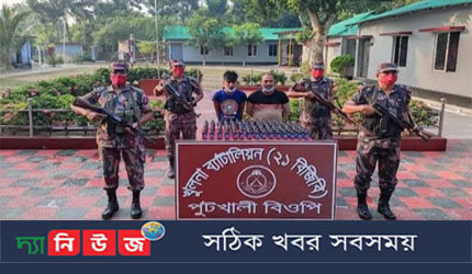 বেনাপোলে ফেনসিডিল সহ দুই মাদক ব্যবসায়ী আটক