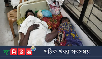 সুবর্ণচরে ডাকাত সন্দেহ ২ যুবককে গণপিটুনি দিয়ে পুলিশে সোপর্দ