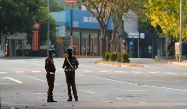 শ্রীলংকার পশ্চিমাঞ্চলীয় প্রদেশে কারফিউ জারি