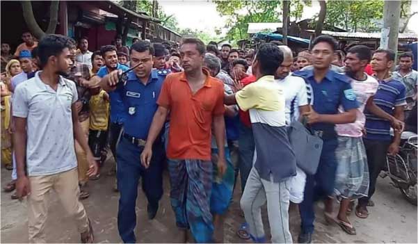 নবিজী (সাঃ) কে নিয়ে কটুক্তি ঠাকুরগাঁওয়ে নির্মল কর্মকারের বিরুদ্ধে মামলা