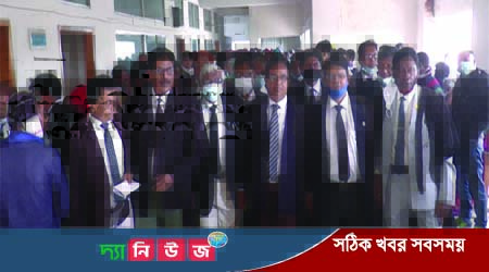সাবেক তথ্য প্রতিমন্ত্রী ডা. মুরাদসহ দুইজনের বিরুদ্ধে যশোরে মামলা