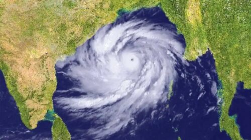 আসছে ঘূর্ণিঝড় ‘আসানি’ বাংলাদেশের উপকূল অতিক্রম হতে পারে