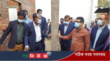 পঞ্চগড়ে আশ্রয়ণ-২ এর নির্মাণ কার্যক্রম পরিদর্শন করেলেন প্রধানমন্ত্রীর কার্যালয়ের মহাপরিচালক