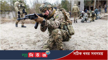 কড়া নজর রাখছেন ইউক্রেনের সীমান্ত রক্ষীরা
