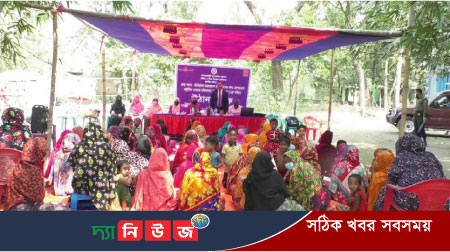 শার্শায় তথ্য আপার সেবা পেয়ে স্বাবলম্বী হচ্ছেন অসহায় নারীরা