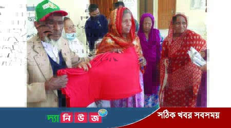 কামারখালী ইউনিয়নে অসহায় শীতার্ত মানুষের মাঝে শীতবস্ত্র কম্বল বিতরন