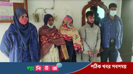 ধামইরহাটে ভুয়া এনজিও কর্তৃক ৩ লক্ষ টাকা হাতিয়ে নিয়ে পালাবার চেষ্টাকালে আটক-৩