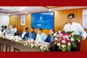 তুলা উৎপাদন বাড়াতে অনাবাদি ও কম ফসলি জমি ব্যবহারের আহ্বান কৃষিমন্ত্রীর