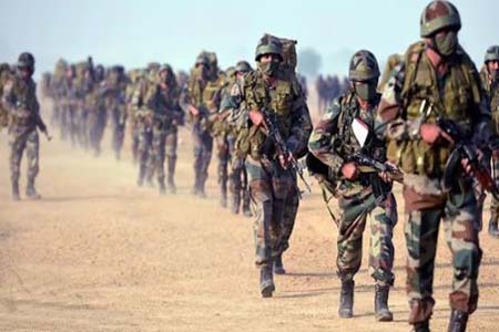 সীমান্ত ঘাঁটিতে সেনা বৃদ্ধি ভারতের