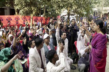 গণভোটে ‘হ্যাঁ’ বলুন