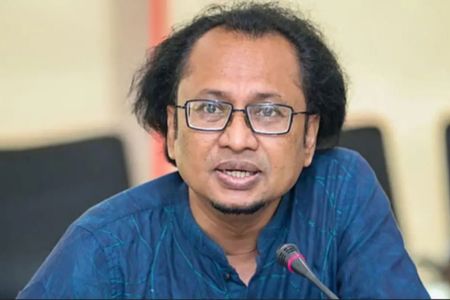 ডকুমেন্টারি নির্মাণে ডাক্তারদের উদ্যোগী হওয়া উচিত - উপদেষ্টা