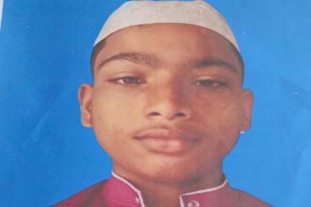 মাদ্রাসার শিক্ষার্থী