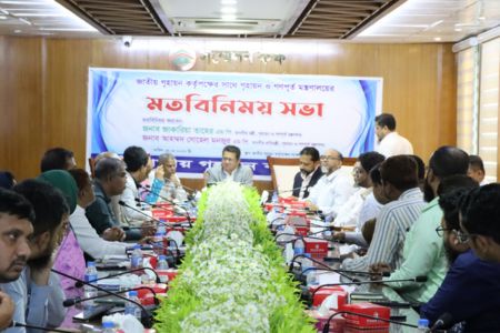 সাধারণ মানুষের সেবায় কোনো ধরনের হয়রানি নয়: নির্দেশ গৃহায়ন ও গণপূর্ত মন্ত্রীর