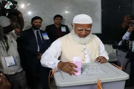 গণমাধ্যমকে দায়িত্বশীল ভূমিকা