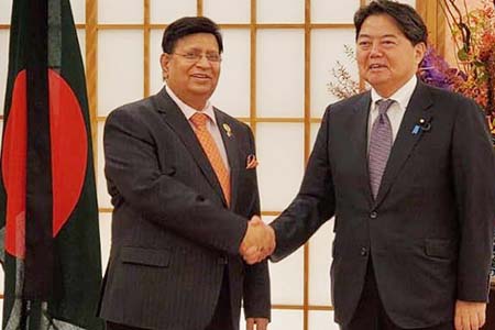 জাপান-বাংলাদেশ দুই পররাষ্ট্রমন্ত্রীর দ্বিপাক্ষিক বৈঠক
