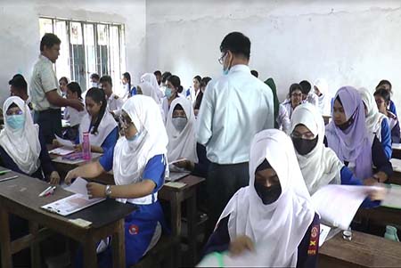 যশোর বোর্ডে এসএসসি পরীক্ষার্থী