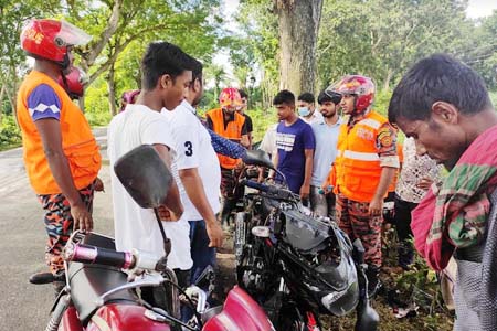 ঝিনাইদহ কালীগঞ্জে সড়ক দূর্ঘটনা
