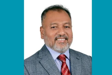 এস এম জিলানীকে