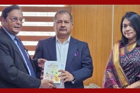 মাদক ও তামাকজাত দ্রব্যের বিস্তার রোধে সচেতনতা সৃষ্টির তাগিদ তথ্য ও সম্প্রচার মন্ত্রীর