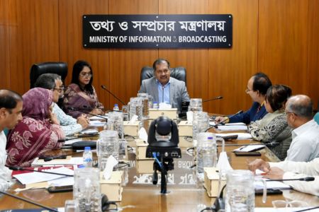 তথ্য মন্ত্রণালয়ে দক্ষ, জবাবদিহিমূলক ও প্রযুক্তিনির্ভর প্রশাসন গঠনের আহ্বান তথ্যমন্ত্রীর