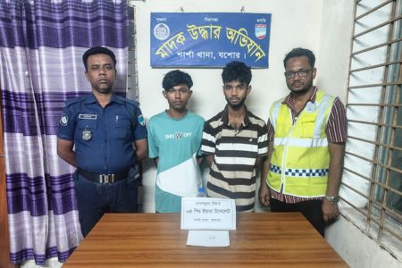 শার্শায় পুলিশের অভিযানে ইয়াবাসহ আটক-২