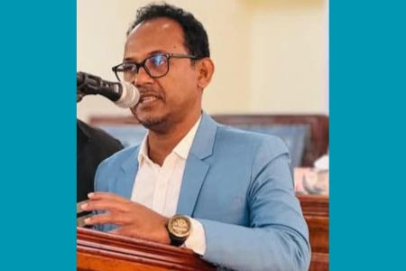 বেনাপোল পৌরবাসীর সেবায় মেয়র নির্বাচনে অংশ নিতে চান মোস্তাফিজ্জোহা সেলিম