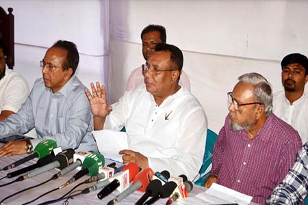 লাঙ্গলের জোয়ারে প্রতিপক্ষের অপপ্রচার