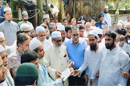 জুলাই বিপ্লবে শহিদদের জাতি স্মরণে রাখবে -ধর্ম উপদেষ্টা