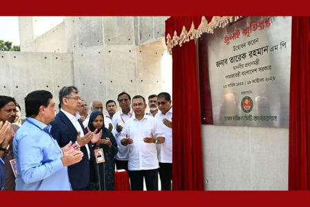 ওসমানী উদ্যানে ‘জুলাই স্মৃতিস্তম্ভ’ উদ্বোধন প্রধানমন্ত্রীর