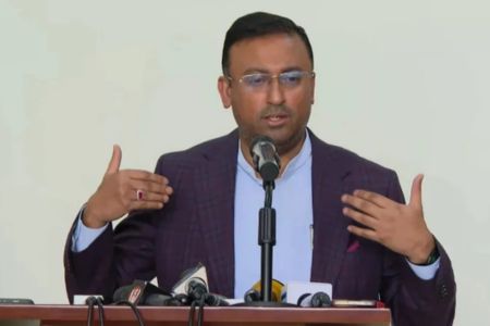 সম্পর্ক নতুনভাবে শুরু করতে ভারতে প্রধানমন্ত্রীর দ্বিপক্ষীয় সফর হওয়া উচিত – পররাষ্ট্র প্রতিমন্ত্রী