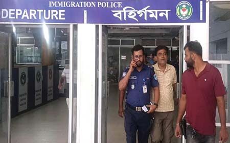 মোল্লারহাটের আওয়ামীলীগ নেতা