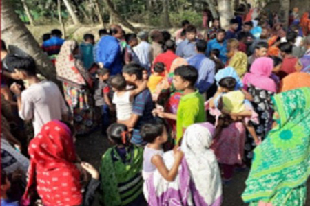 কলারোয়ায় কেড়াগাছি গ্রামের পুকুর থেকে এক মহিলার মরাদেহ উদ্ধার