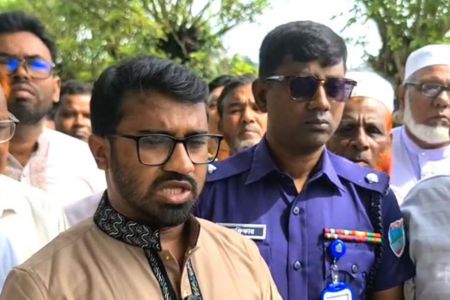 কালীগঞ্জে পৌর মার্কেট উদ্বোধন করলেন রাশেদ খাঁন