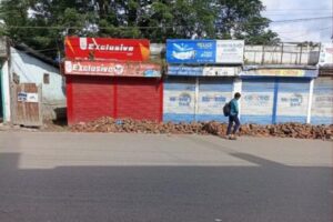 কালকিনিতে থানার ১০০ গজের মধ্যে আদালতের নিষেধাজ্ঞা অমান্য করে মার্কেট এবং বাড়ি দখলের চেষ্টার অভিযোগ