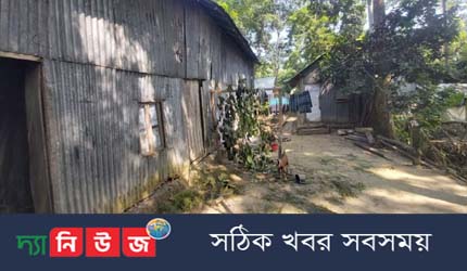 আমার বাব দাদার কবর এখানে আমরা এই জমিতেই থাকতে চাই