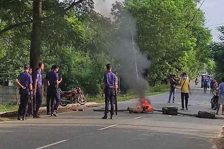 প্রশাসনের জারি করা ১৪৪ ধারা