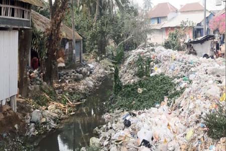 খালের কারণে বাড়ছে অনাবাদি জমির সংখ্যা