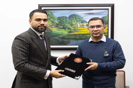 প্রধান উপদেষ্টার শোকবার্তা হস্তান্তর