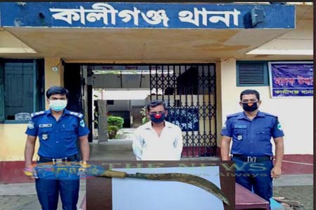 ৩’শ টাকার জন্য কুপিয়ে হত্যা