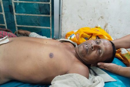 কোটালীপাড়া জমিজমা নিয়ে বিরোধের জের ধরে কৃষককে মারধর করে হত্যার অভিযোগ