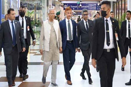 কুয়ালালামপুরে প্রধান উপদেষ্টা