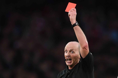 কোচ কিংবা কোচের সহকারীদের লাল কার্ড