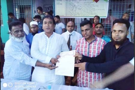 ঝিনাইদহে পুলিশ ফাঁড়ির জন্য জমি দান করলেন মাদরাসা শিক্ষক