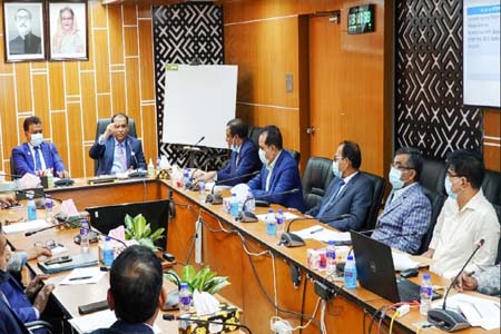 ভূমিমন্ত্রীর সাথে বাংলাদেশে নিযুক্ত ইরাকের চার্জ দ্যা অ্যাফেয়ার্সের সৌজন্য সাক্ষাৎ