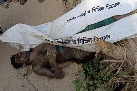 নোয়াখালীতে পুকুরে ভাসছিল অর্ধগলিত যুবকের মরদেহ